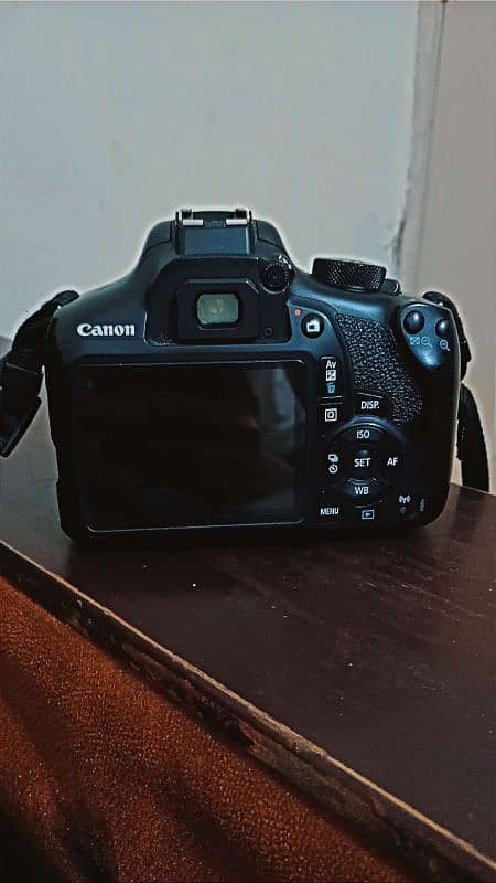 Canon 1300D 2