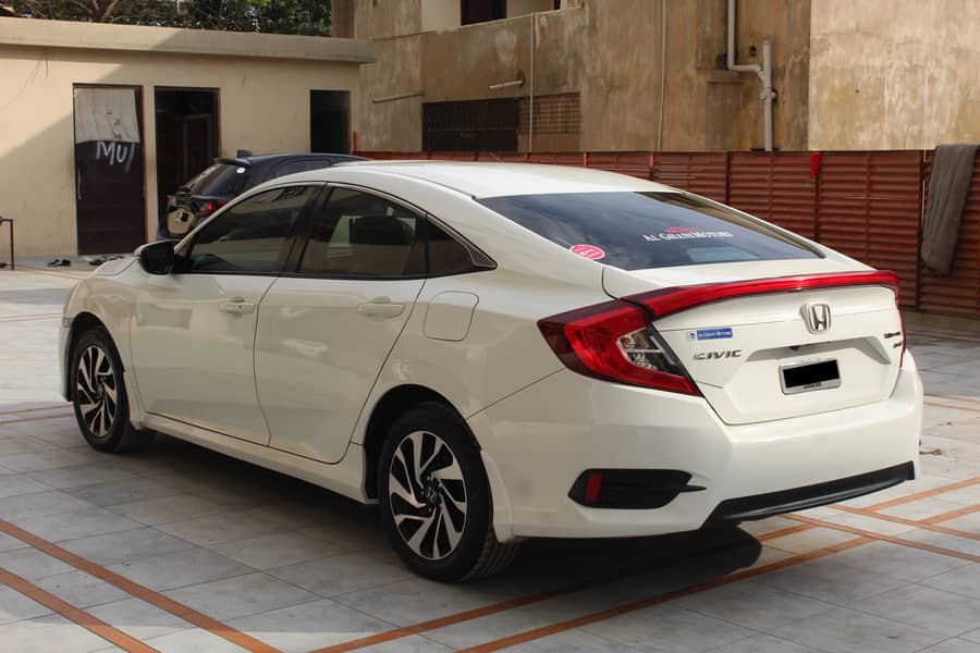 Honda Civic VTi Oriel Prosmatec 2018 B2B Original 2