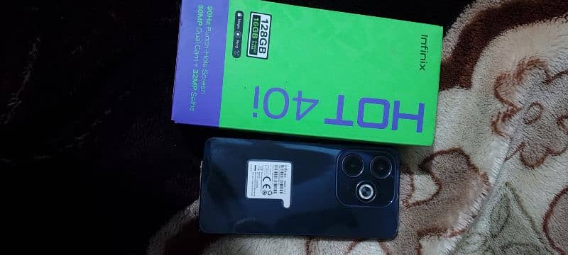 brand new condition. 8+8gb ram . 128gb memory. 1