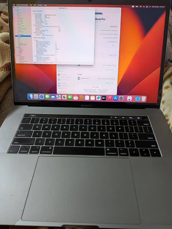 MacBook Pro 2017 16GB/512GB 15 inch 1