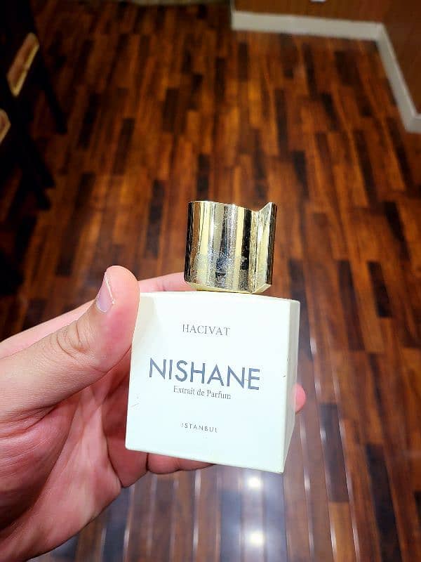 NISHANE MFK PDM PARFUM DE MARLY  AMOUAGE ARMAF CHANEL DIOR VERSACE 16