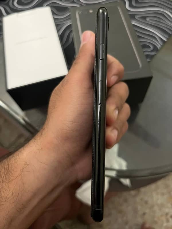 Apple Iphone 7 PTA Approved 256gb Jet Black 4