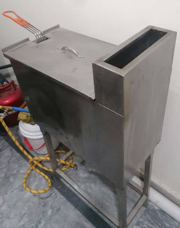 Manual deep Fryer 1