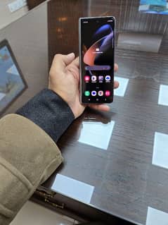 Samsung Z Fold 4