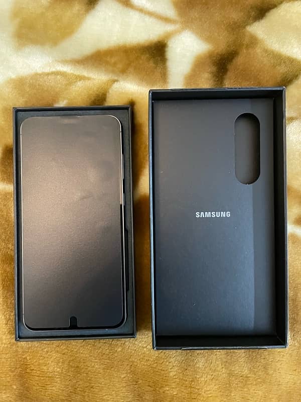 Samsung S24 Brand New 3