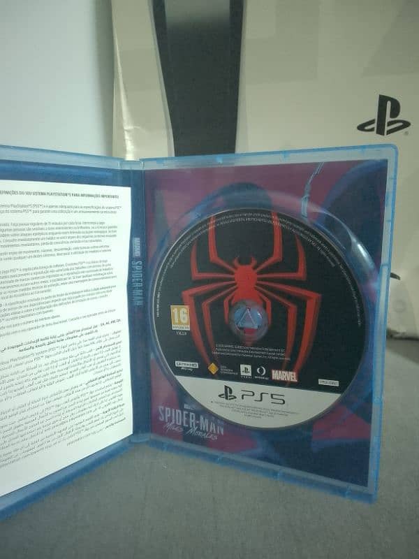 ORIGINAL PS5 WITH BOX,CONTROLLER,2 PS5 GAMES,1 PS4 GAME AND PS5 CAMERA 11