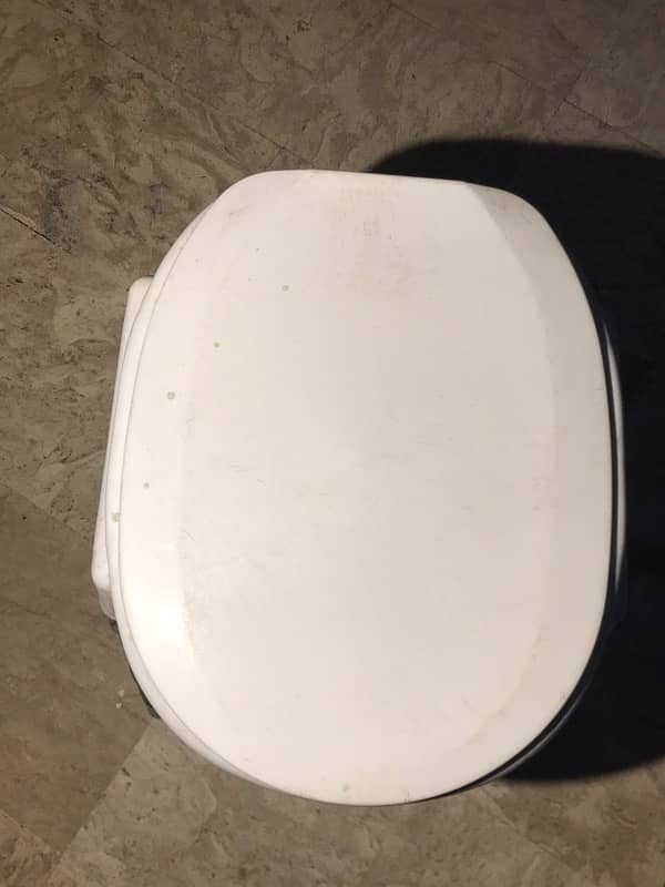 commode seat few month used 2