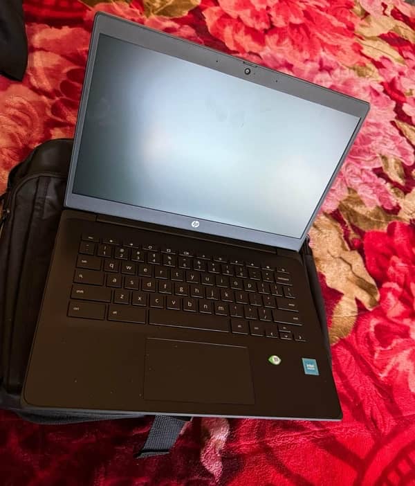 HP chromebook g7 14 (2021) model 1