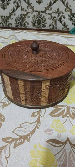 WOODEN DISH ONLY 4750!