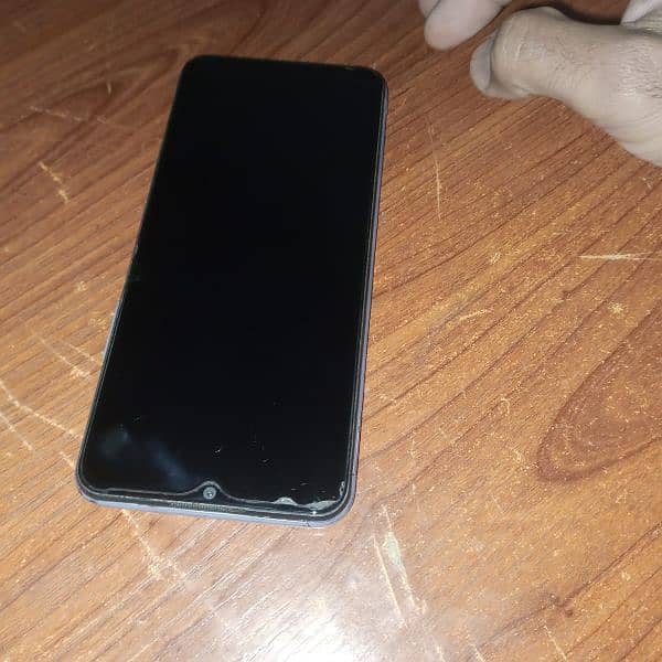 VIVO Y20 (. 034865888498) 4