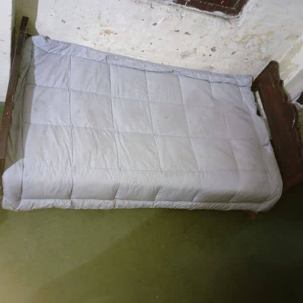 Wooden single bed with high built quality used for sale 2