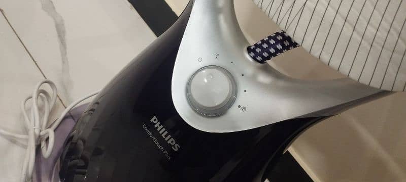 Philips comfort touch garment steamer gc558 8