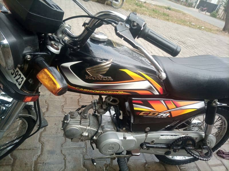 Honda CD70 bike good condition 4