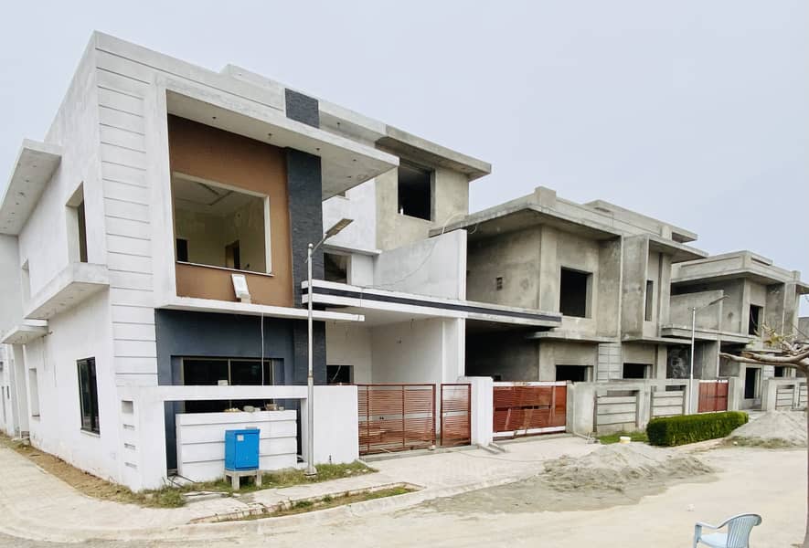 8 MARLA BEAUTIFUL VILLAS FOR SALE ON EASY INSTALLMENTS 2