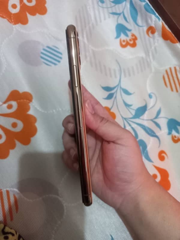 iPhone 11 Pro Max (Non PTA) 0