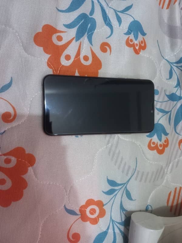 iPhone 11 Pro Max (Non PTA) 5