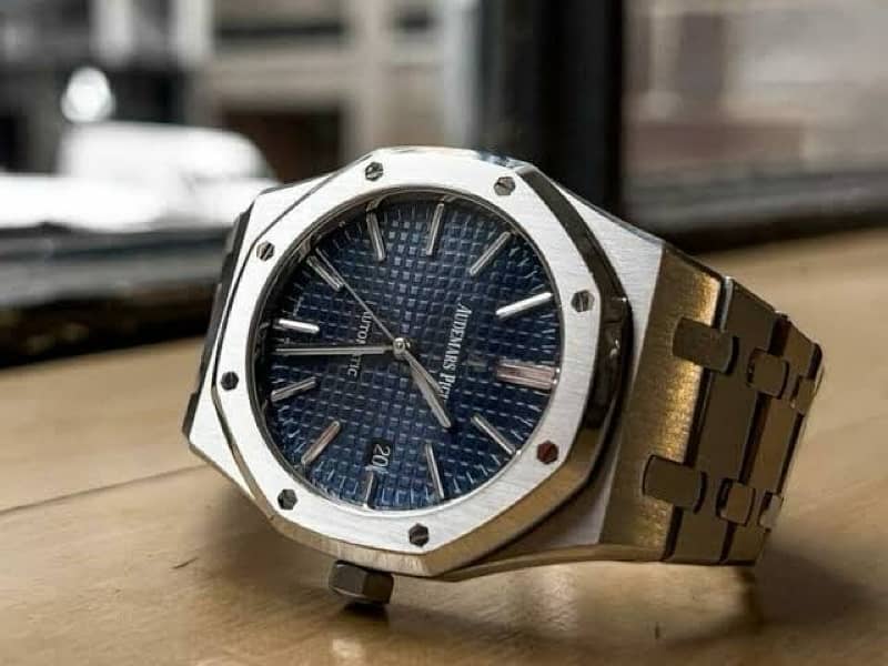 AUDEMARS PIGUET Watche 2