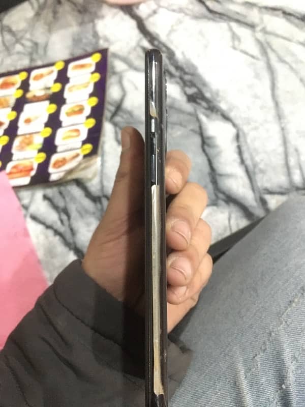 oneplus 9 10/10 condition 8/128 7