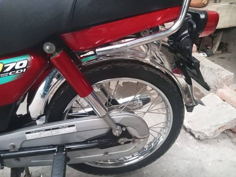 HONDA CD70 2023 8