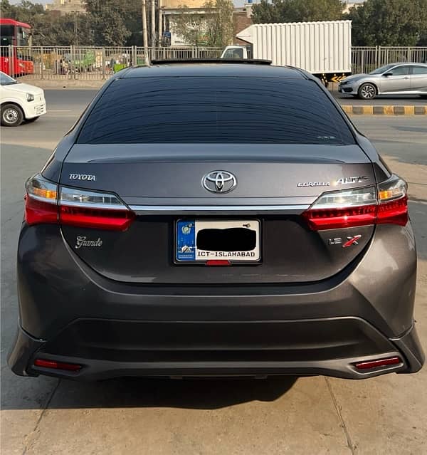 Toyota Altis Grande 2020 1