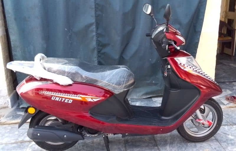 United scooter 100cc 7