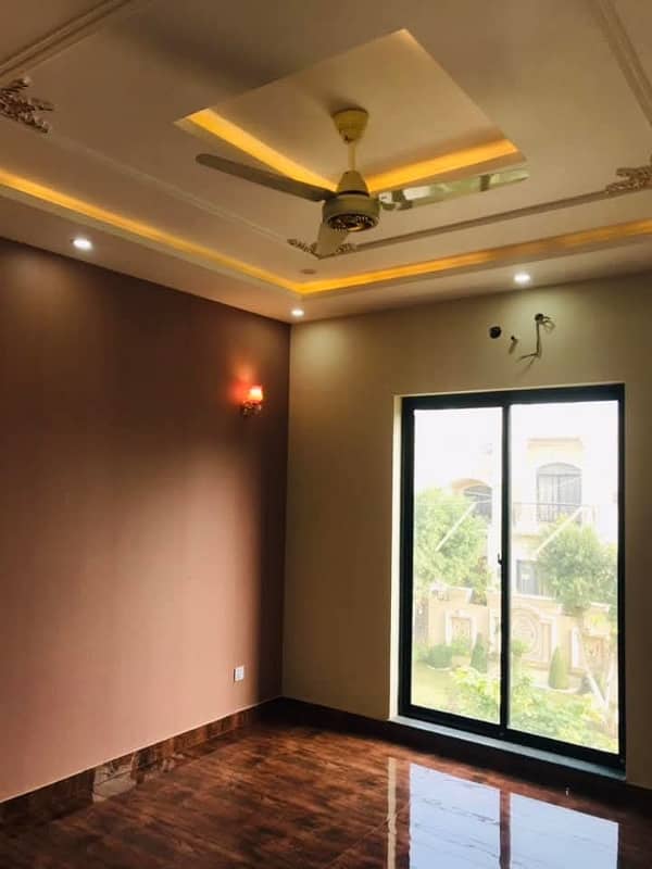 5 marla house for sale in airport enclave 11