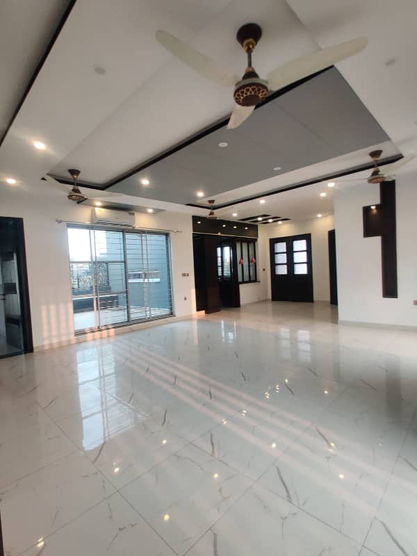 1 Kanal Super Hot Located Bungalow Is Available For Rent In The Best Block Of DHA Phase 4 Lahore 21