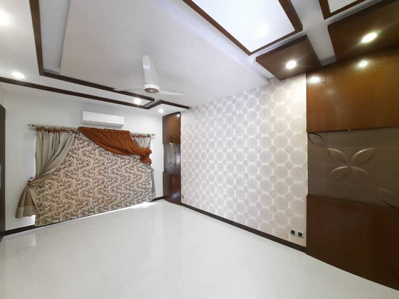 1 Kanal Super Hot Located Bungalow Is Available For Rent In The Best Block Of DHA Phase 4 Lahore 23