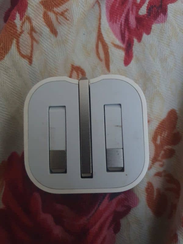 iphone original charger  in warranty 1