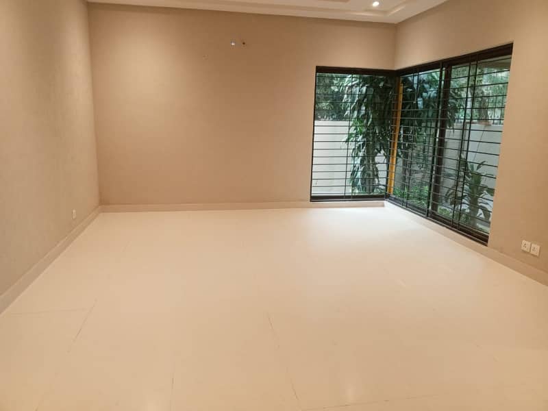 1 Kanal Super Hot Located Bungalow Is Available For Rent In The Best Block Of DHA Phase 3 Lahore 8