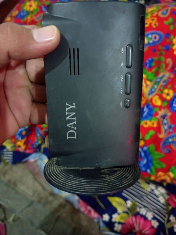 original Dany TV device with original remote 4