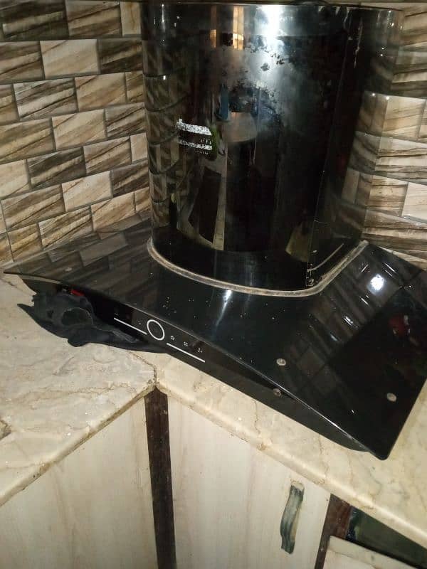 touch panel chimney hood bahtreen new condition ma 0