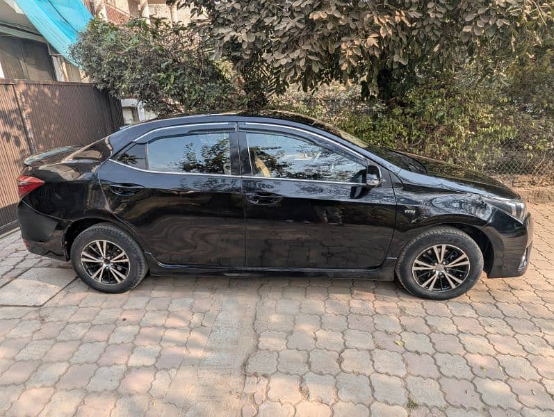 Toyota Corolla GLI Automatic 2016 6