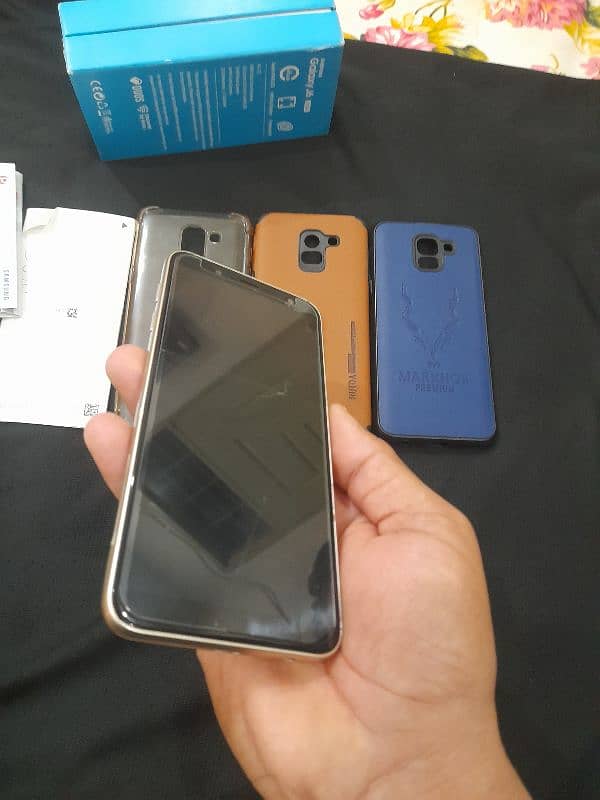 Samsung J6 With Complete Box 12