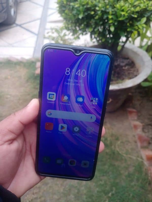 oppo f11 4 64 good condition 0