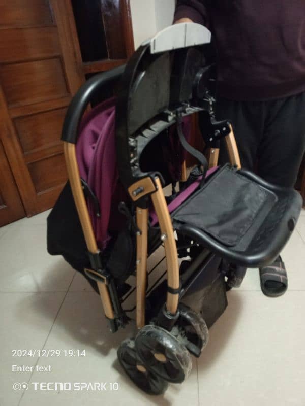 baby stroller almost new 0