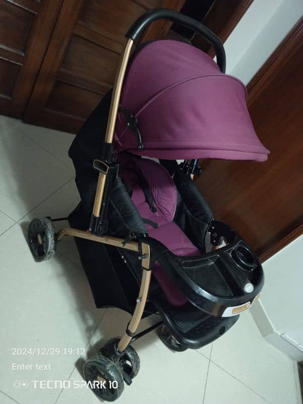 baby stroller almost new 4