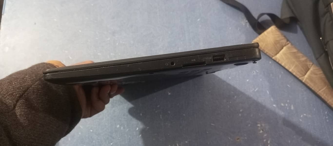 Dell Latitude 1