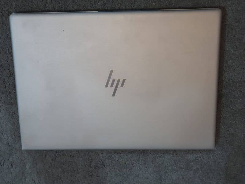 Hp elitebook 840 g5 touch i5 8th gen 6