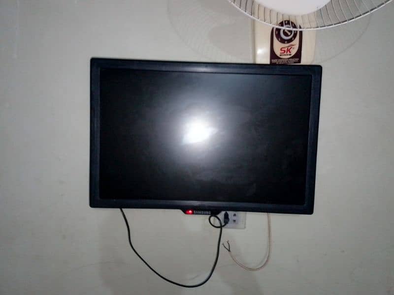 lcd tv 7