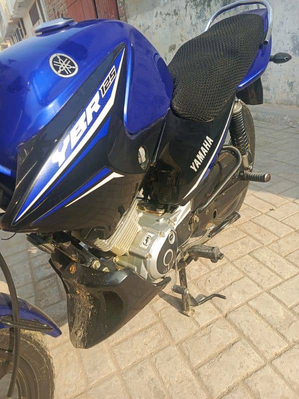 Title *Yamaha YBR 125 | Model 2023 | Urgent Sale | Total Geniune* 2