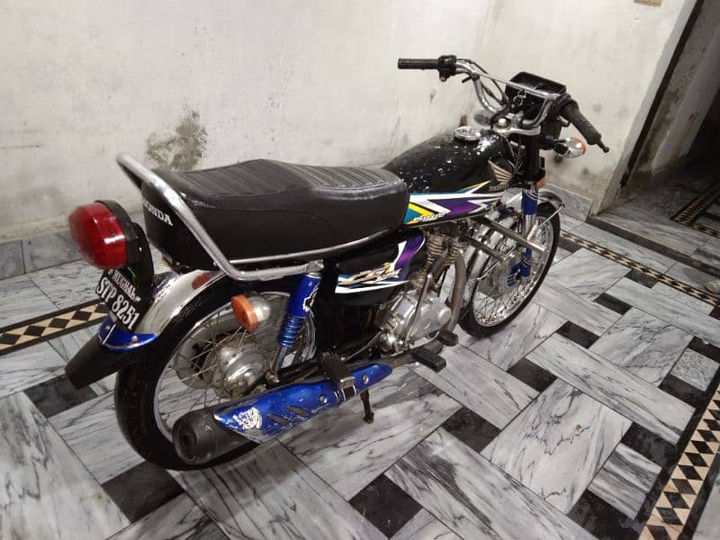 Honda 125 in Sambrial 5