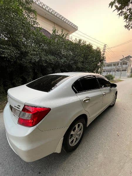 Honda civic full option UG in an excellent condition 6