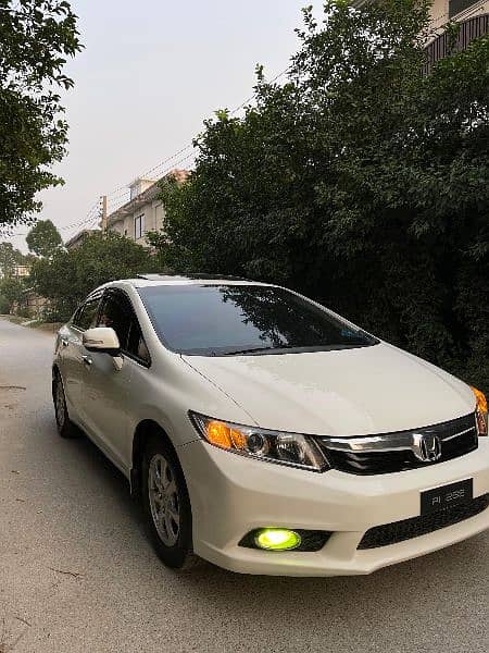 Honda civic full option UG in an excellent condition 7