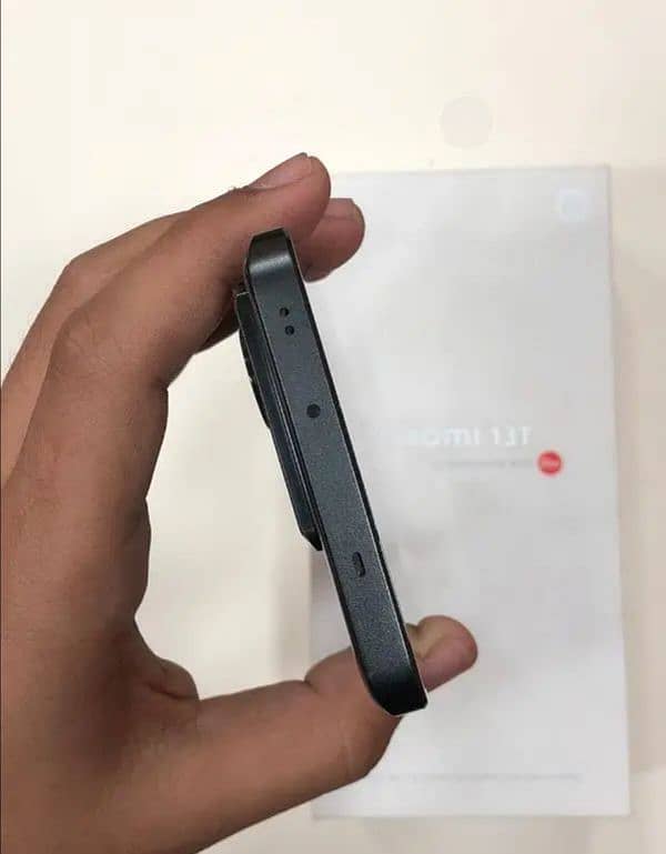 xiaomi 13t brand new condition just use some 3 months 4