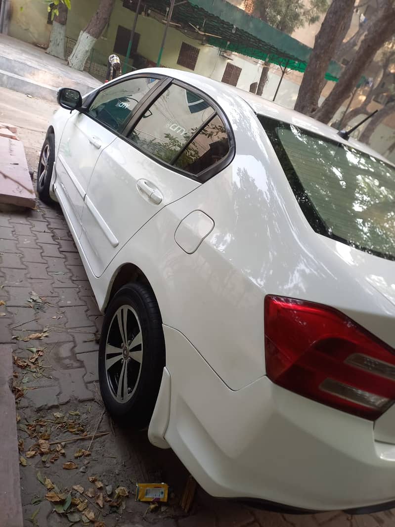 Honda City IDSI (2018) model 3