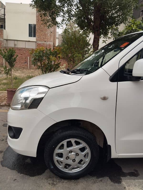 Suzuki Wagon R 2018 9