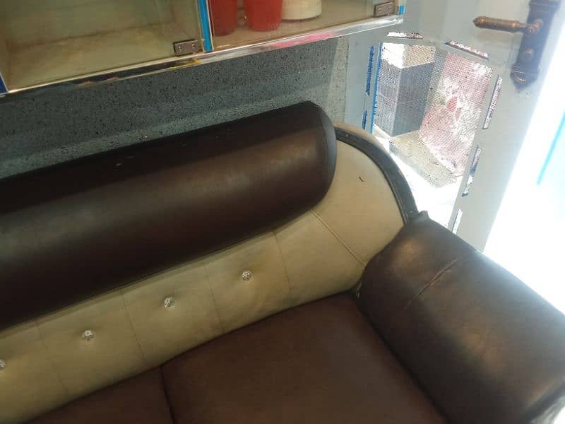 3 seater sofa sets new ha Baki used ha lakan acha ha 2