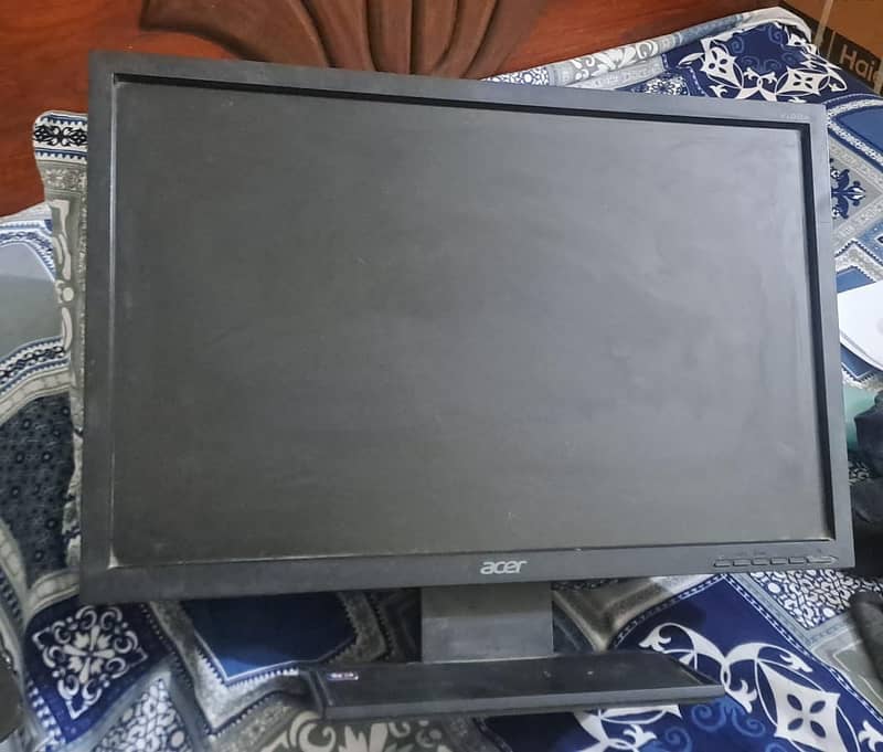 LCD MONITOR 1