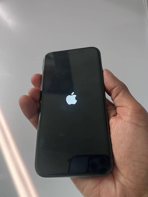 iPhone 11 black 128GB PTA APPROVED 3